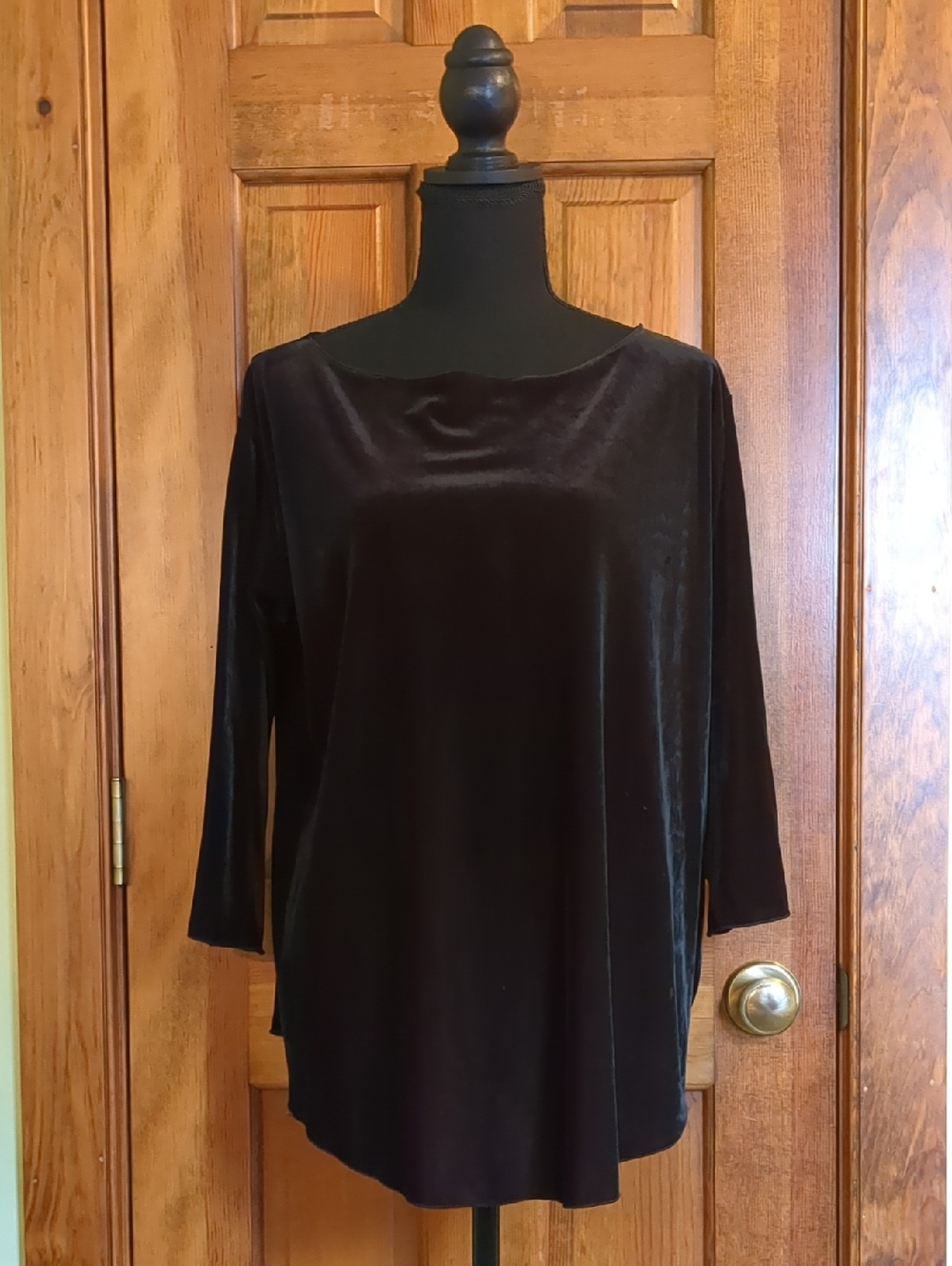 Designer Alicia Mugetti Velvet Top - Deep Brown/Black